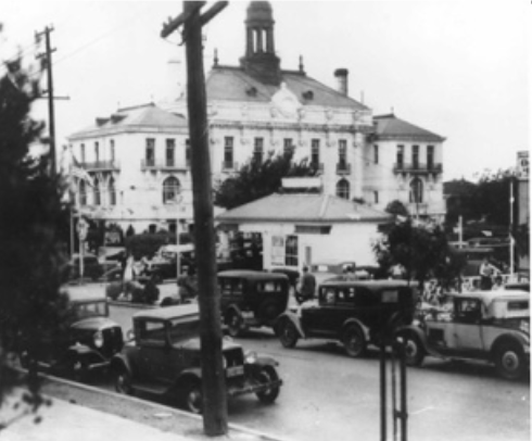 1930s picture of city hall